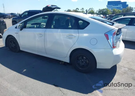 2013 Toyota Prius Three из США, поврежденный, VIN JTDKN3DU9D5553814